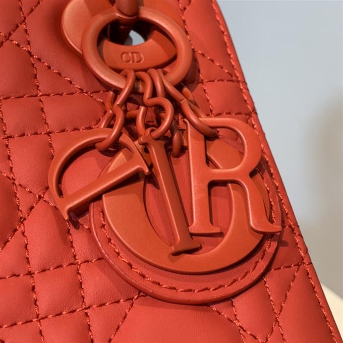 2025228Y650P221844501