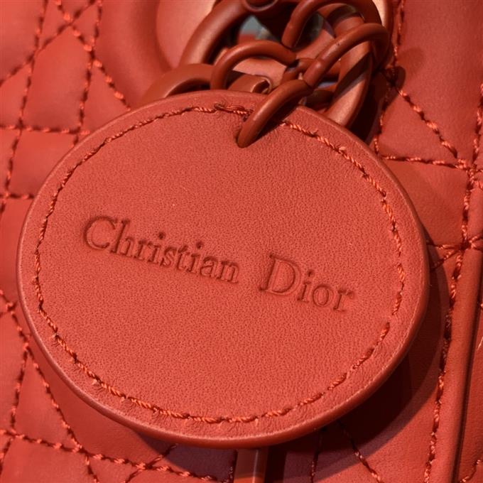 2025228Y650P221844516