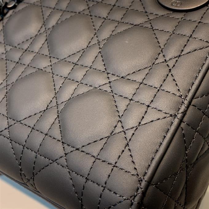 2025228Y650P221845357