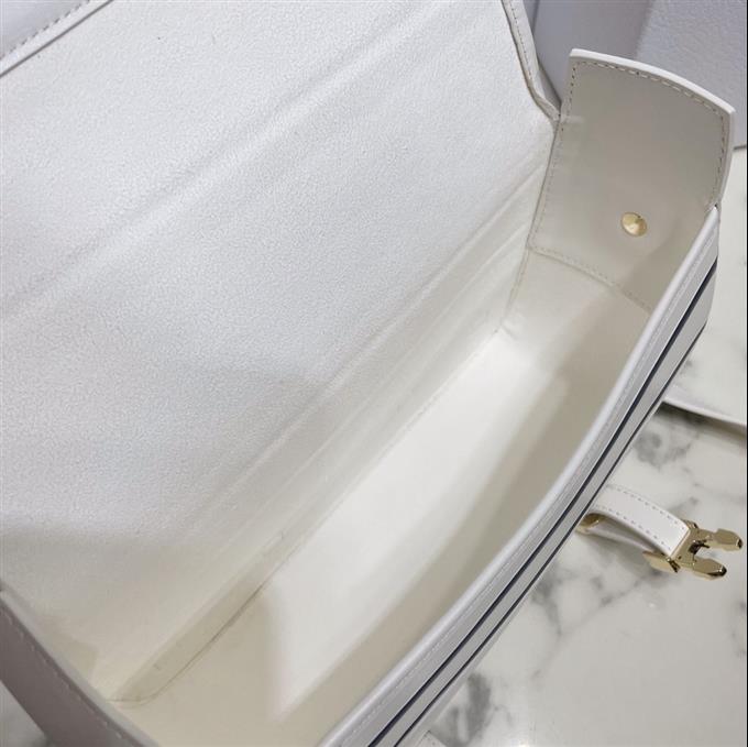 2025228Y1200P22129148