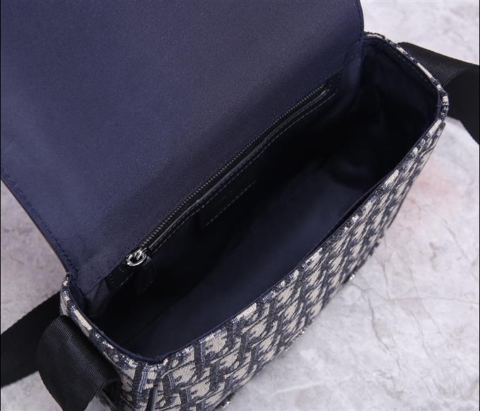 2025228Y500P221557855