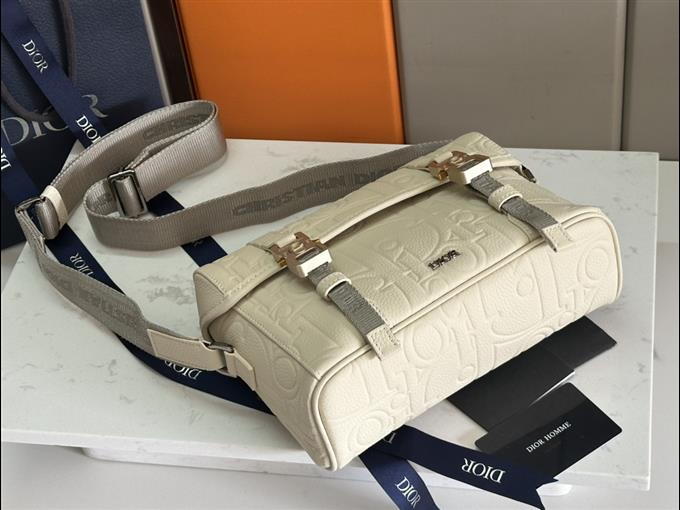 2025228Y580P22160472