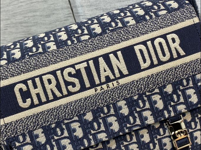 2025228Y650P221212279