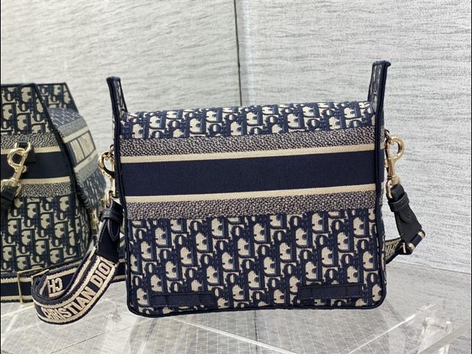 2025228Y650P221212311