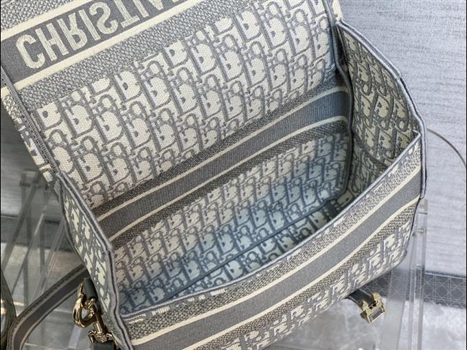 2025228Y650P22121272