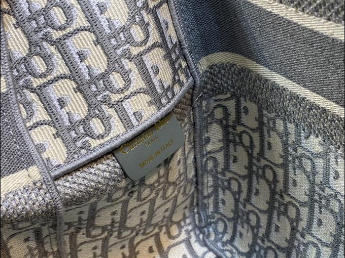 2025228Y650P22121288