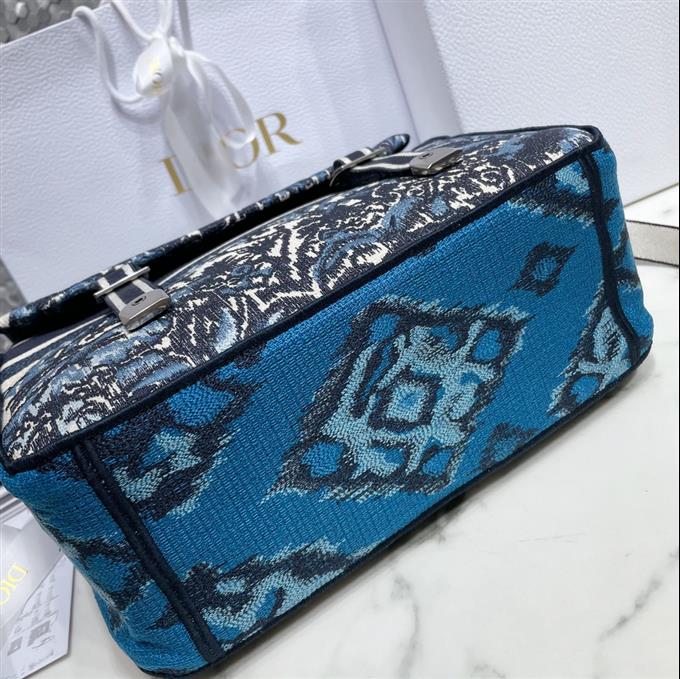 2025228Y850P221213160