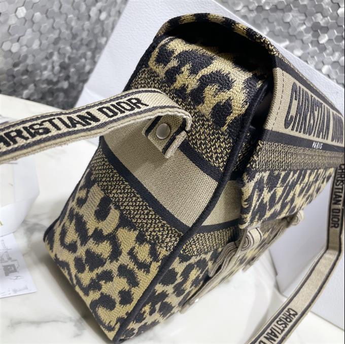 2025228Y850P221213255