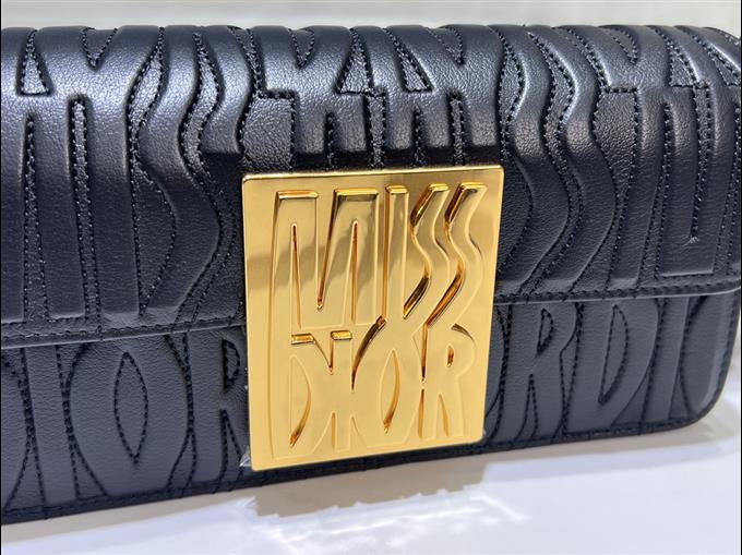 2025228Y630P214941828