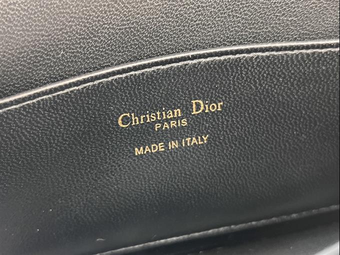 2025228Y650P214943161