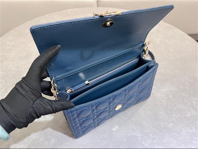 2025228Y650P21494321