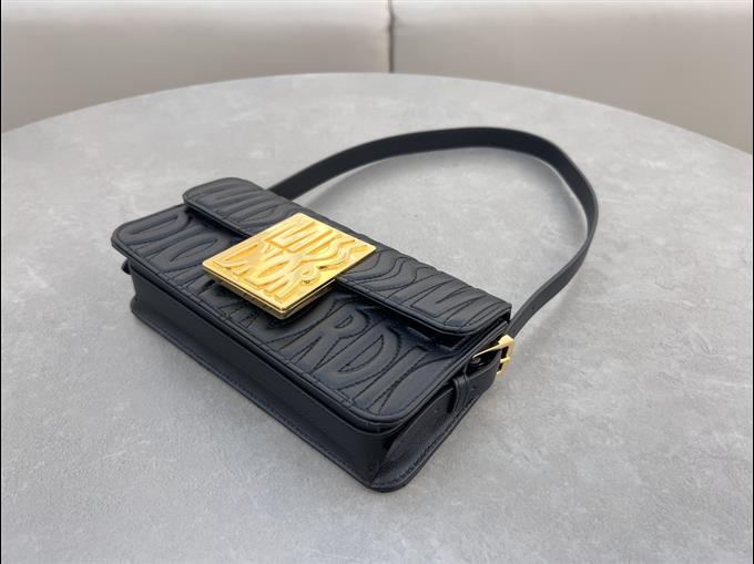 2025228Y680P214943674