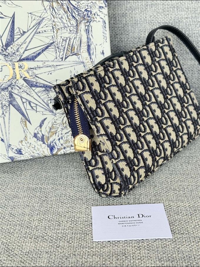 2025228Y300P204639220