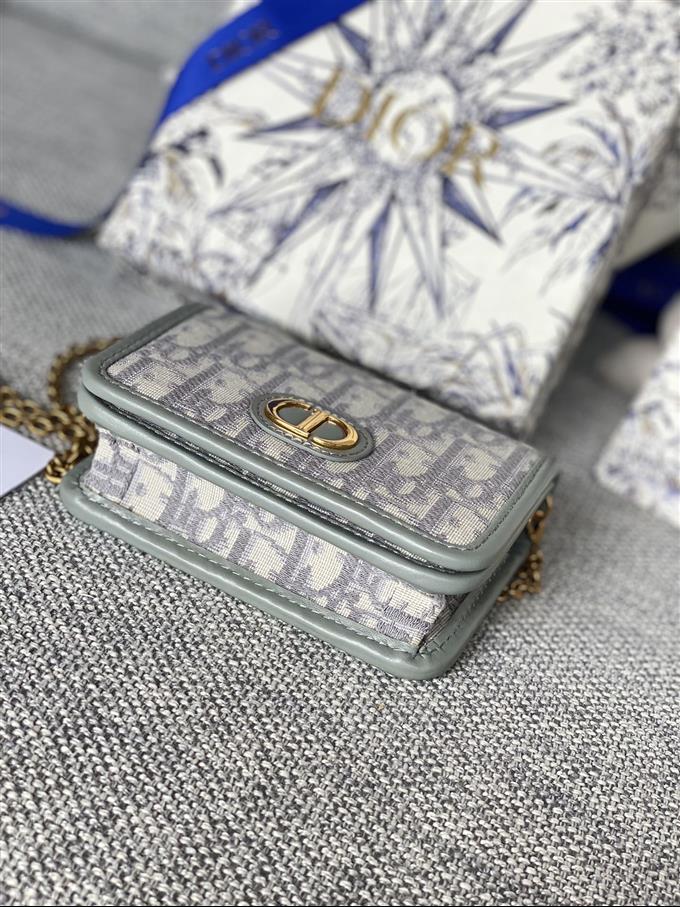 2025228Y330P204615954