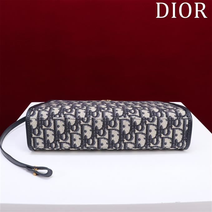 2025228Y500P204641604