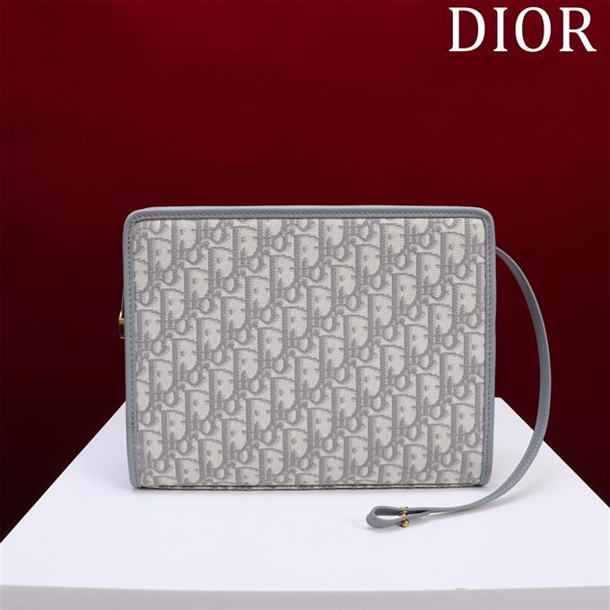 2025228Y500P204641729