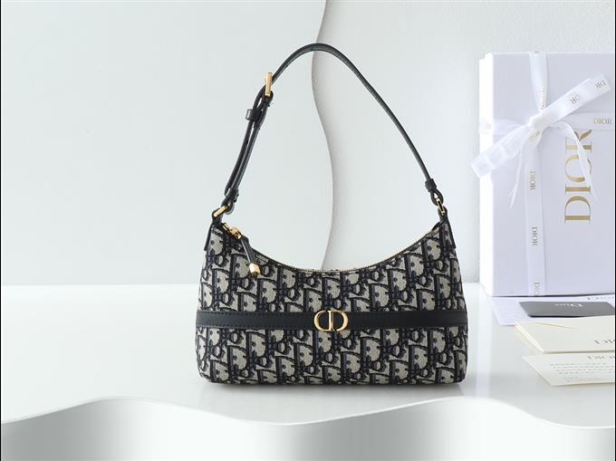 2025228Y530P204619193