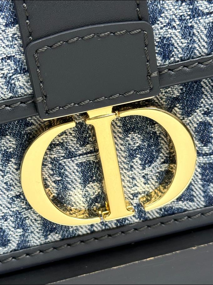 2025228Y550P204619431