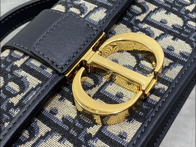 2025228Y550P204619931