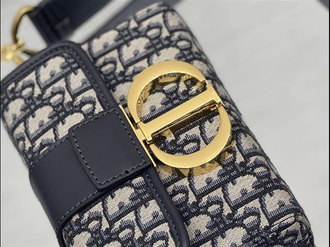 2025228Y580P204620853