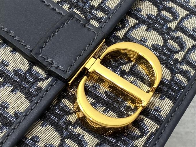 2025228Y580P204643143