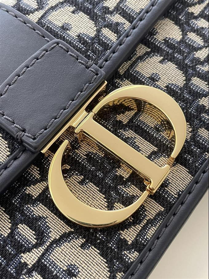 2025228Y580P204643841