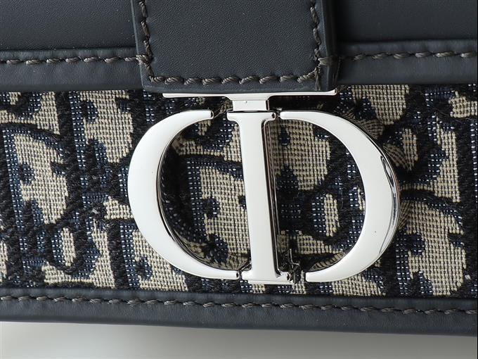 2025228Y600P204623653