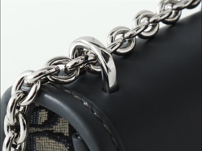 2025228Y600P204623685