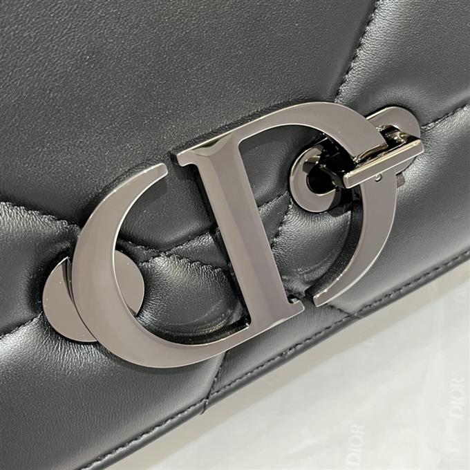 2025228Y600P204623748