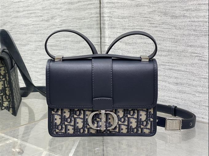 2025228Y600P204644531