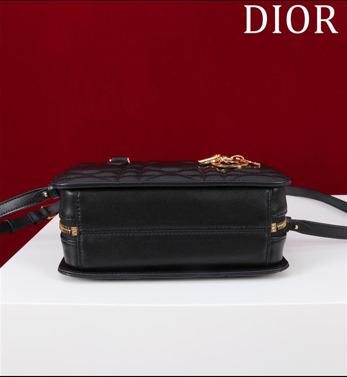 2025228Y600P204645426