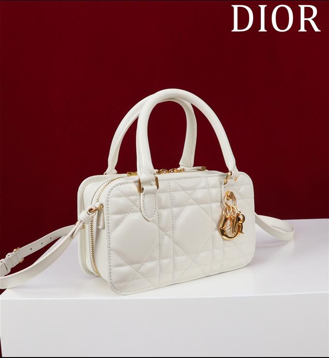 2025228Y600P204645536