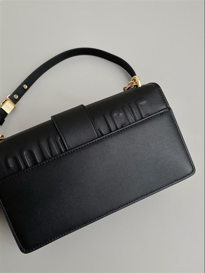 2025228Y600P204645696