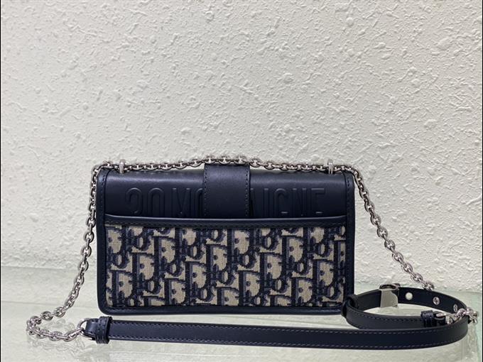 2025228Y600P211114466