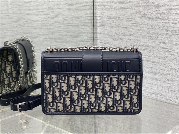 2025228Y620P204646420