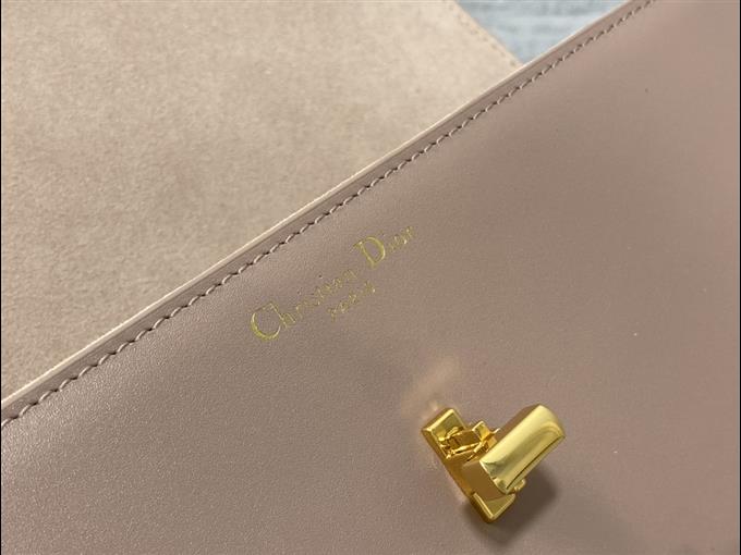 2025228Y650P204624708