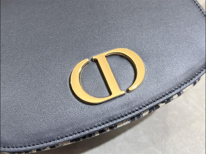 2025228Y650P204625649