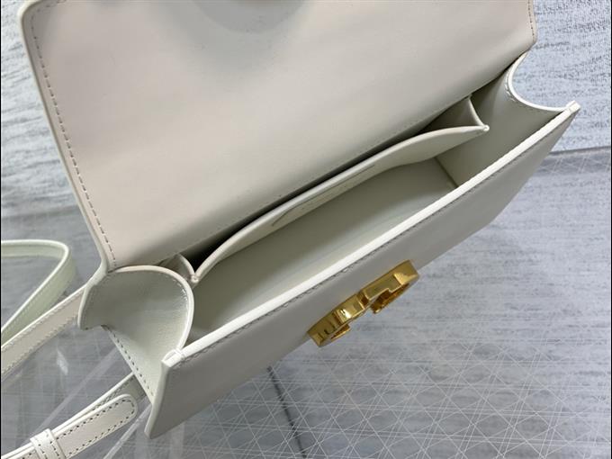 2025228Y650P204639953