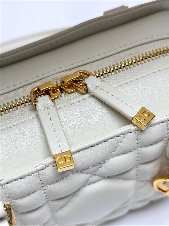 2025228Y650P204646859