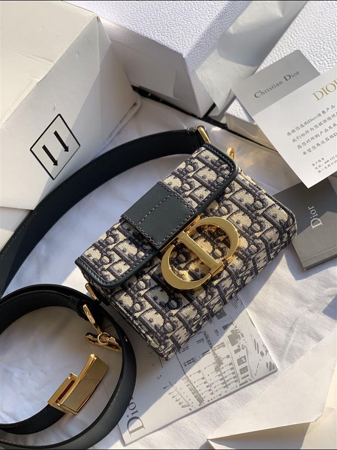 2025228Y800P204640310