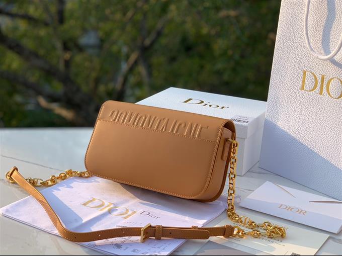 2025228Y900P204640452