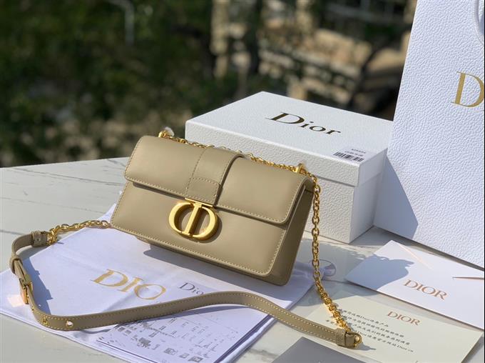 2025228Y950P204617573