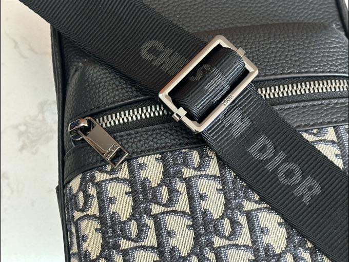 2025228Y450P21549179