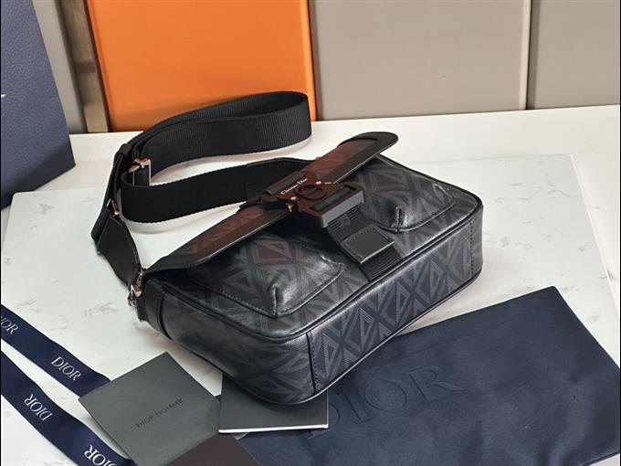 2025228Y600P211010406