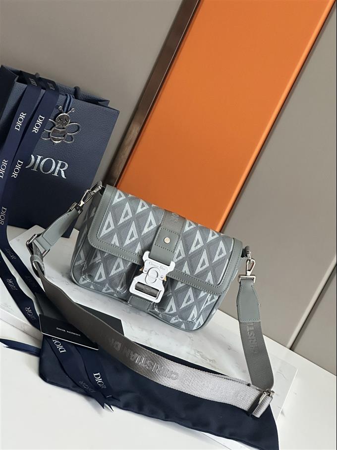 2025228Y600P211010500