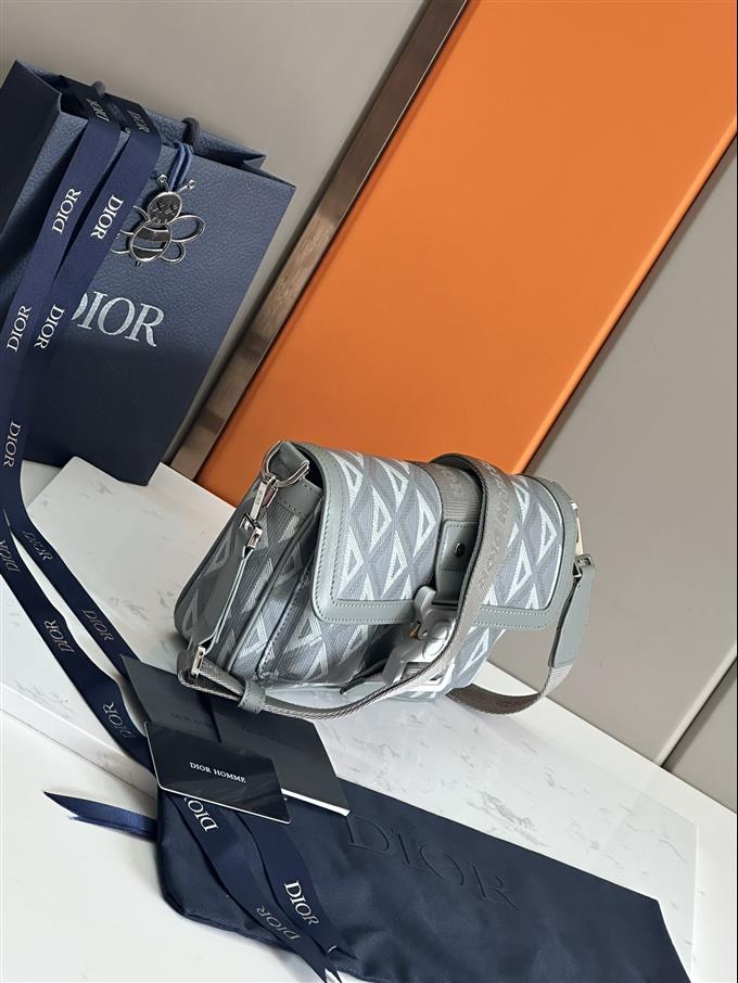 2025228Y600P211010516