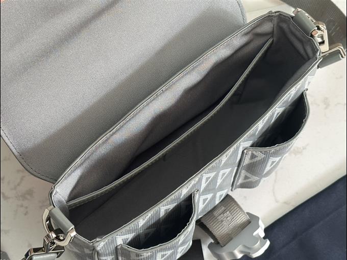 2025228Y600P211010612