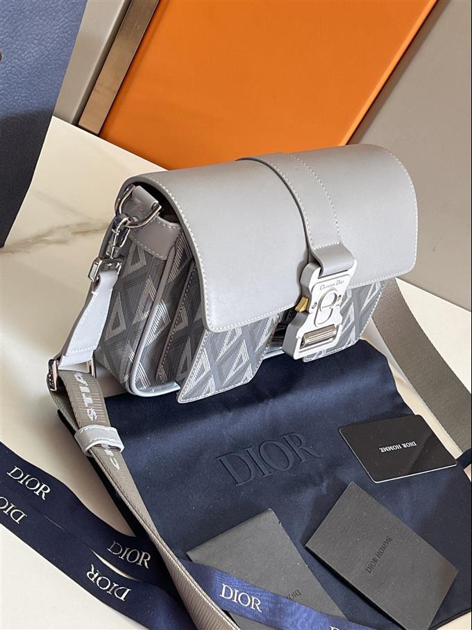 2025228Y600P211010799