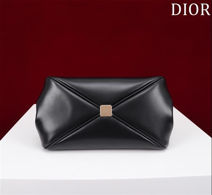 2025228Y600P221523484