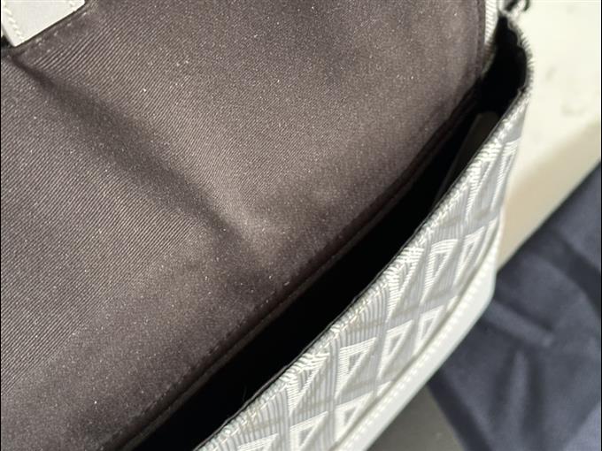 2025228Y620P211011160